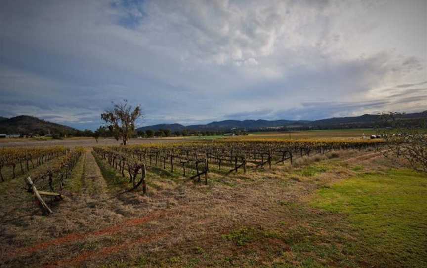 Warrina Wines, Wineries in Kootingal