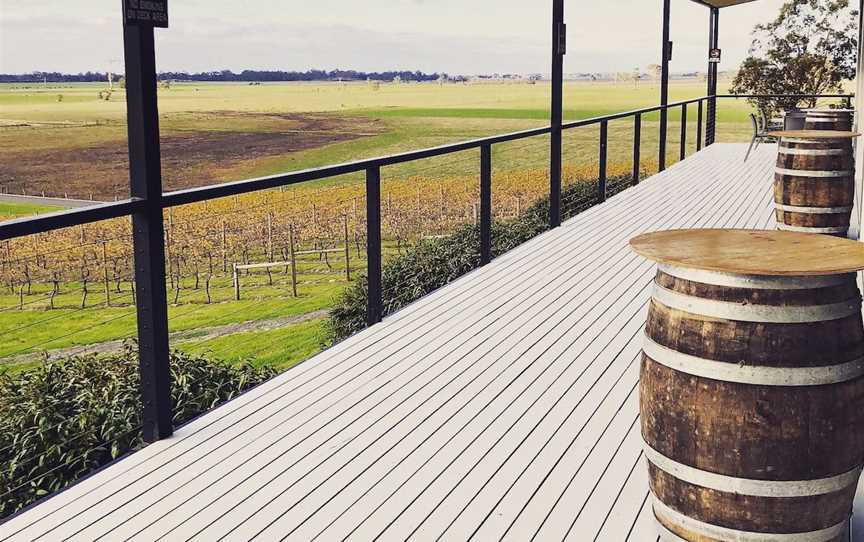 Traralgon Vineyard, Wineries in Traralgon East