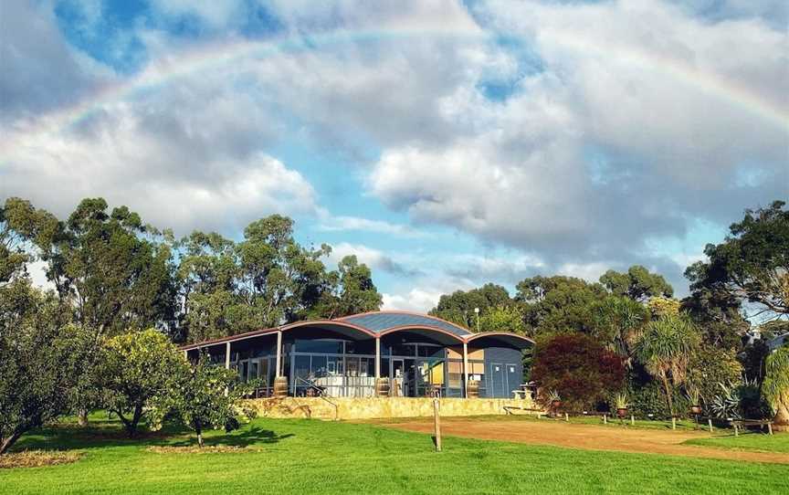 Duke's Vineyard, Wineries in Porongurup