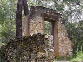 Ghost House Walk Trail