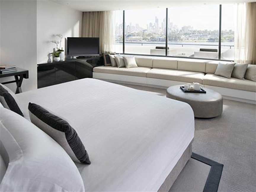 Crown Metropol, Accommodation in Burswood