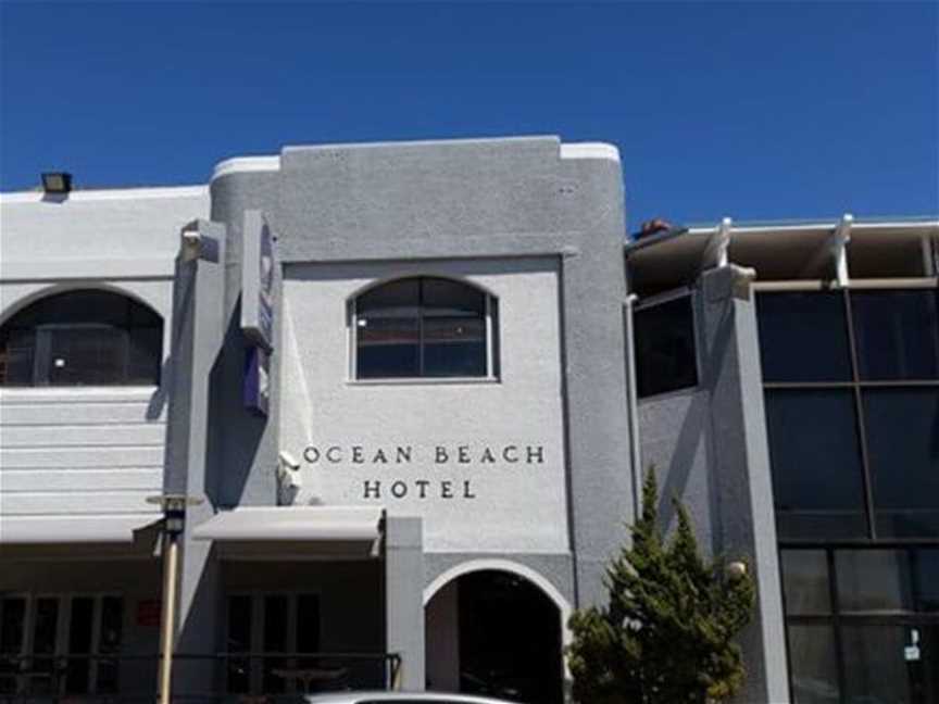 Ocean Beach Hotel, Accommodation in Cottesloe