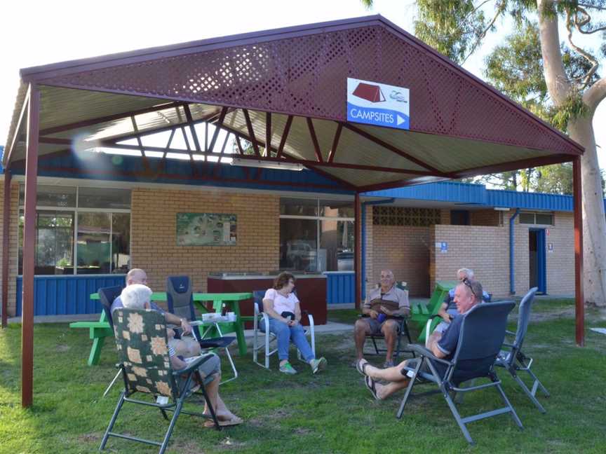 Collie River Valley Tourist Park, Accommodation in Collie