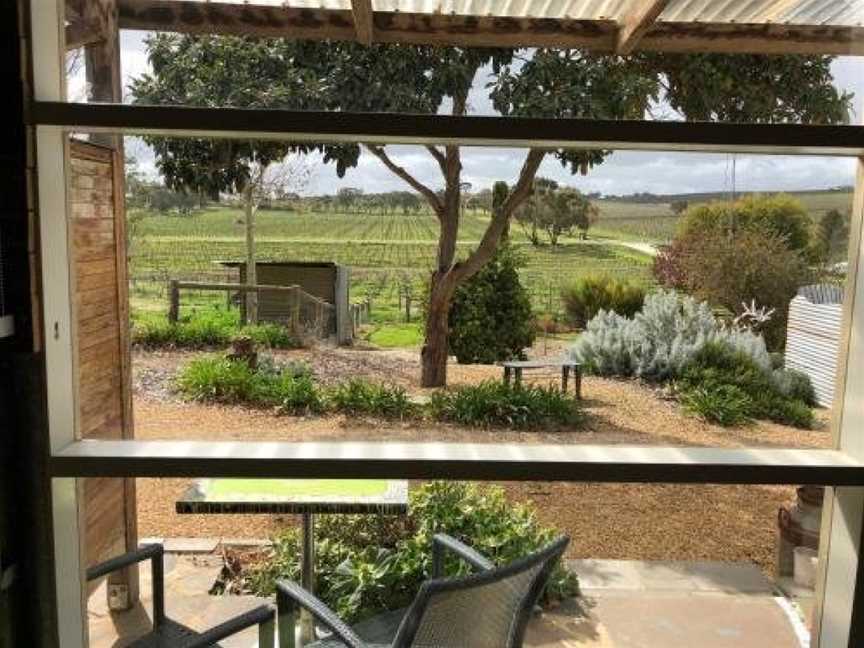 Bed in a Shed Vineyard Stay, Leasingham, SA