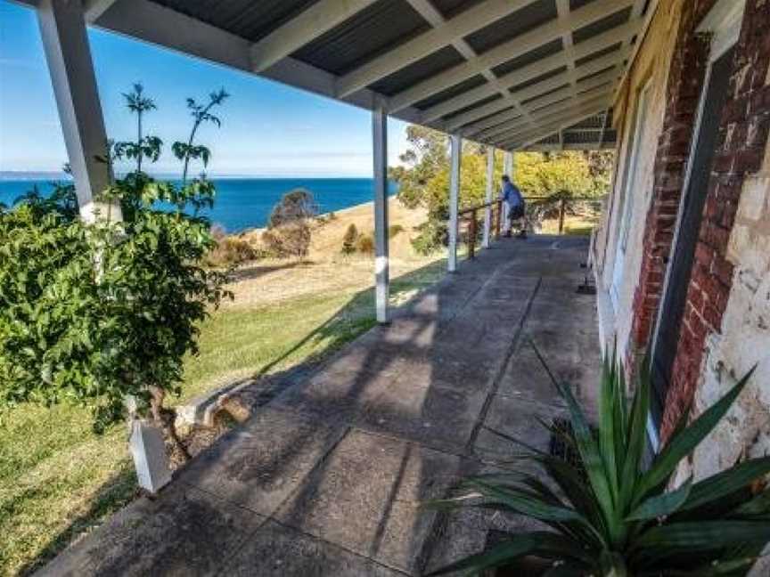 Antechamber Bay Retreats, Willoughby, SA