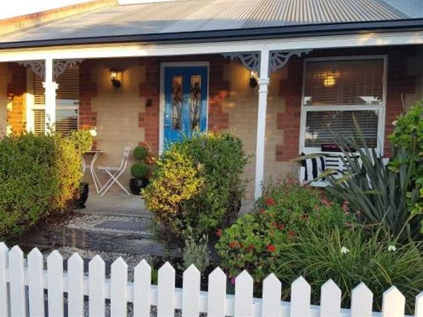 La Maison Riviere - THE RIVER HOUSE Bed & Breakfast, Goolwa, SA