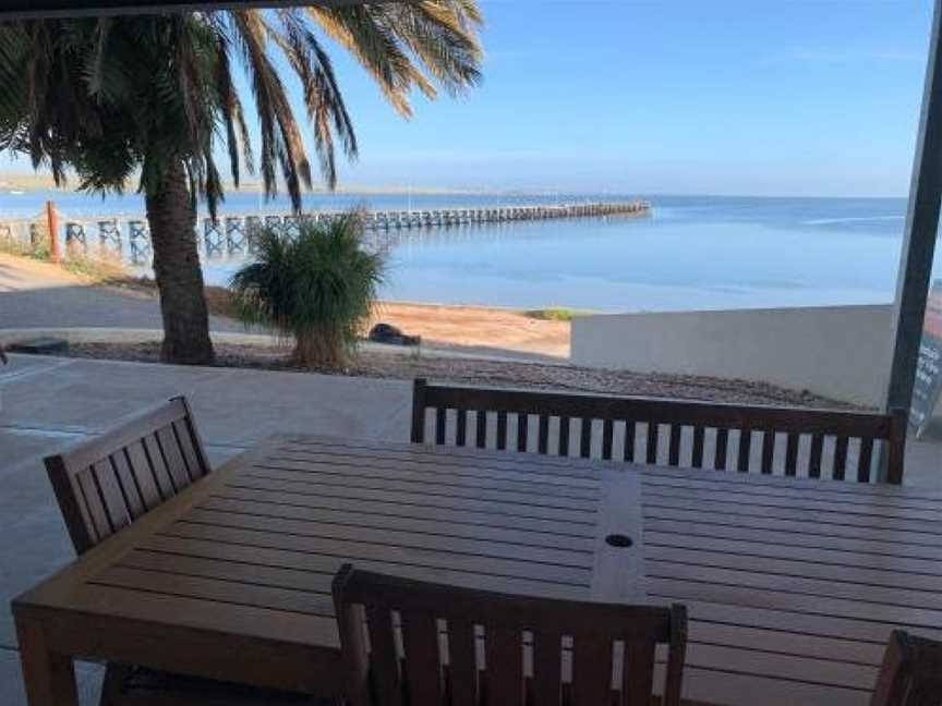 Streaky Bay Beachside & Jetty View - Apt 6, Streaky Bay, SA