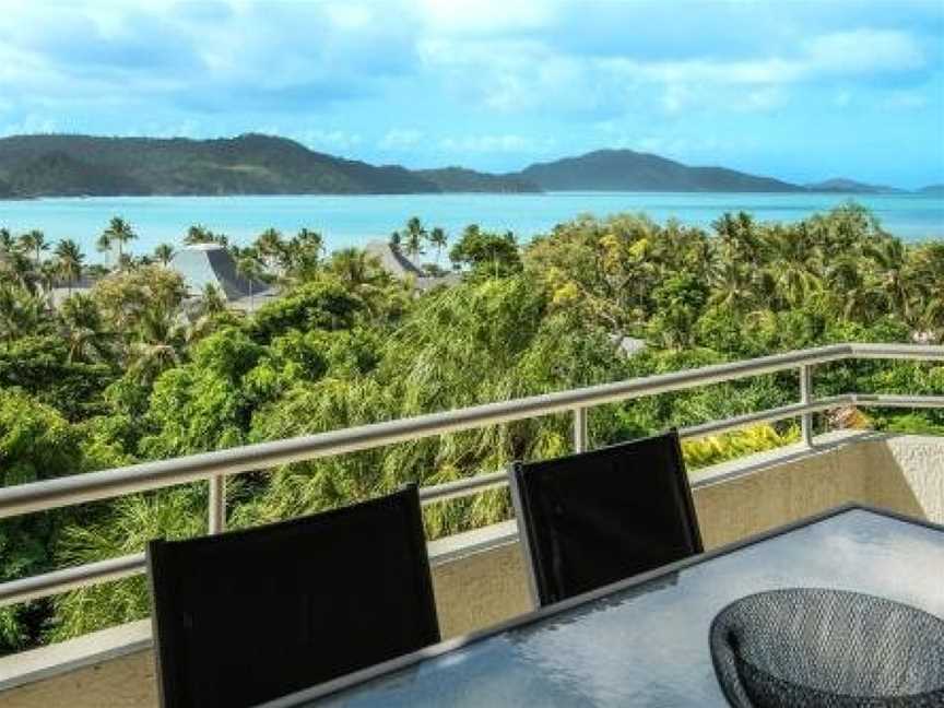 2 Bedroom Poinciana Lodge, Whitsundays, QLD