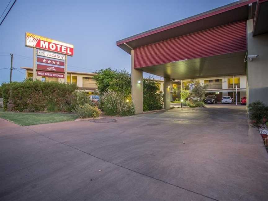 Spinifex Motel and Serviced Apartments, Townview, QLD