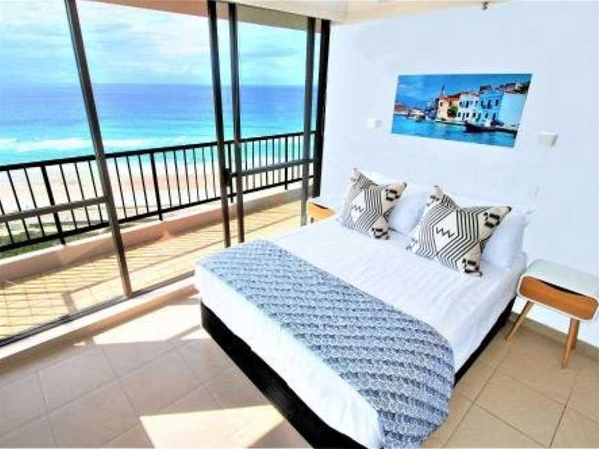 Capricorn One Beachside Holiday Apartments - Official, Surfers Paradise, QLD