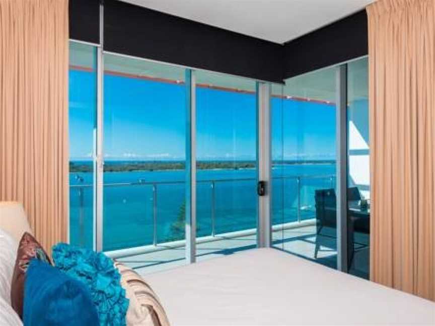 Silvershore Apartments on the Broadwater, Biggera Waters, QLD