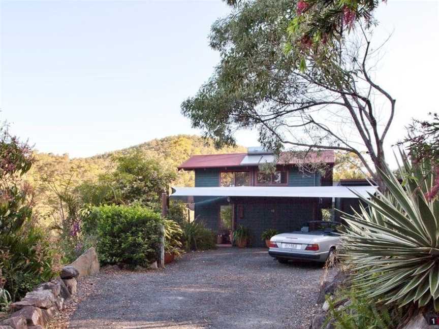 Garasu Lodge, Mudgeeraba, QLD