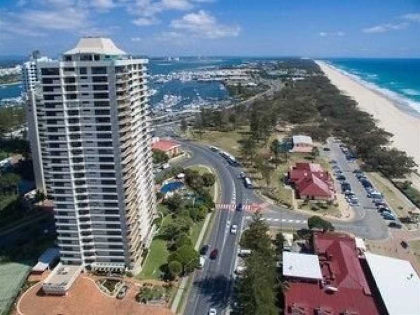 De Ville Apartments, Main Beach, QLD