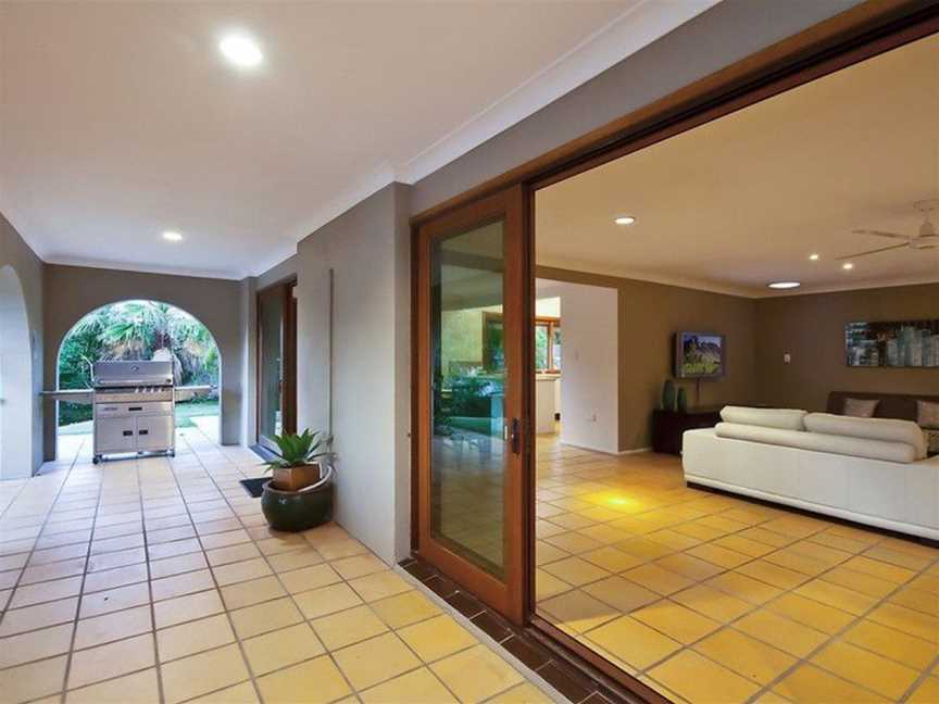 BAL HARBOUR BROADBEACH WATERS HOLIDAY HOME, Accommodation in Broadbeach Waters