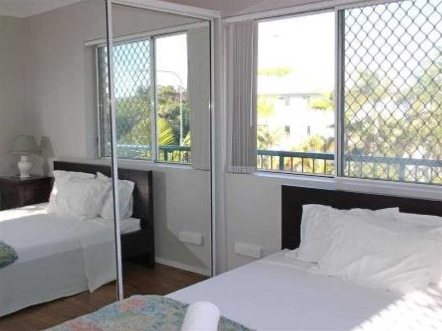 Broadwater Keys Holiday Apartments, Labrador, QLD