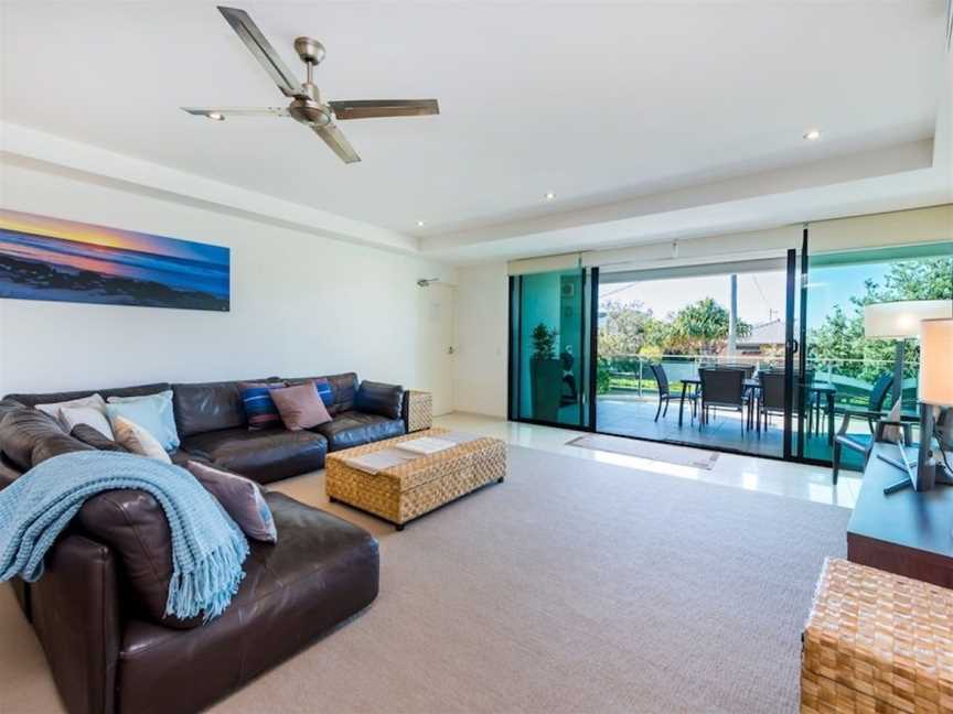 Stylish Beach Side Apartment - Unit 5 - 33 Lorikeet Drive, Peregian Beach, QLD