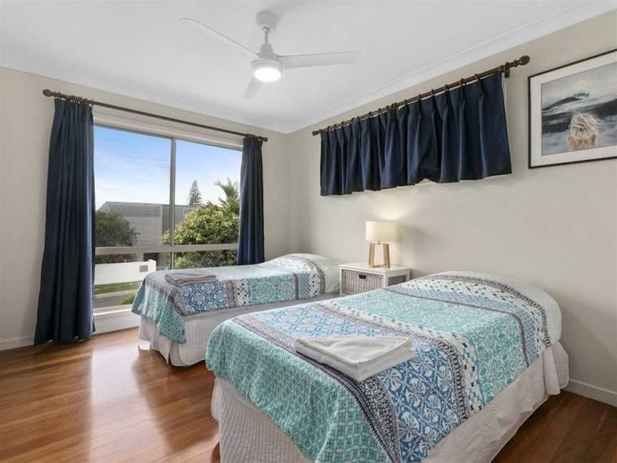 Sundance, Pet Friendly Beach House in Peregian! 59 Lorikeet Drive, Peregian Beach, QLD