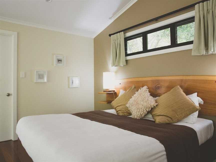 Montague's of Montville, Accommodation in Montville