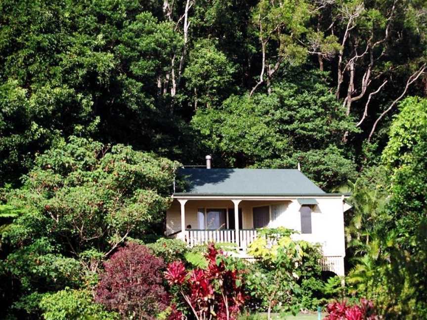 The Falls Montville, Flaxton, QLD