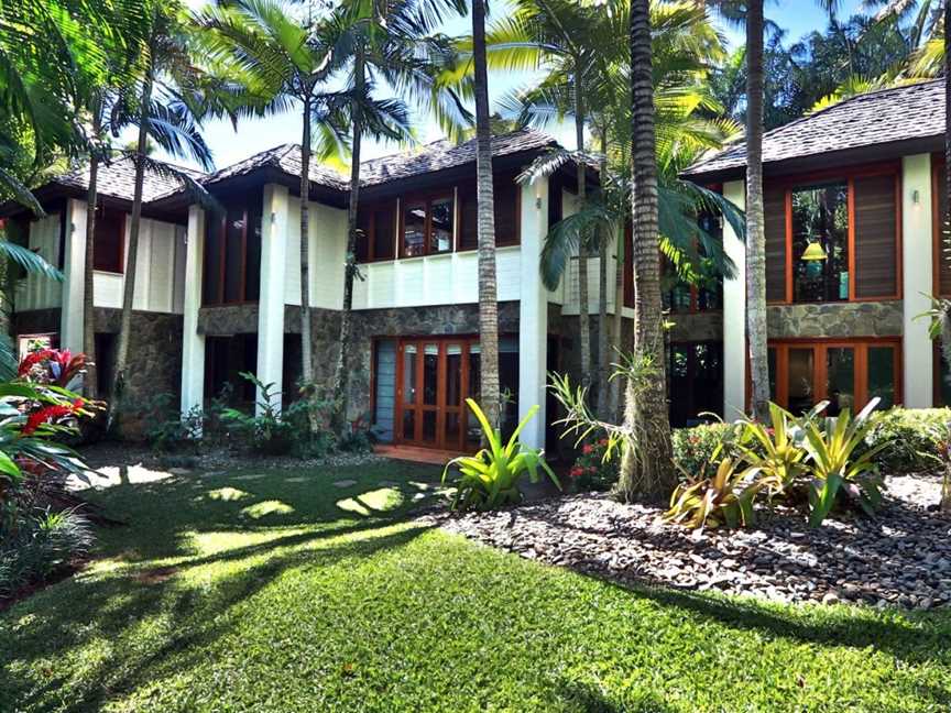 17 Wharf Street - Luxury Holiday Home, Port Douglas, QLD