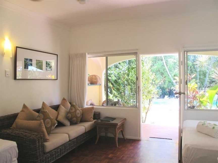 Villa Marine Holiday Apartments Cairns, Yorkeys Knob, QLD