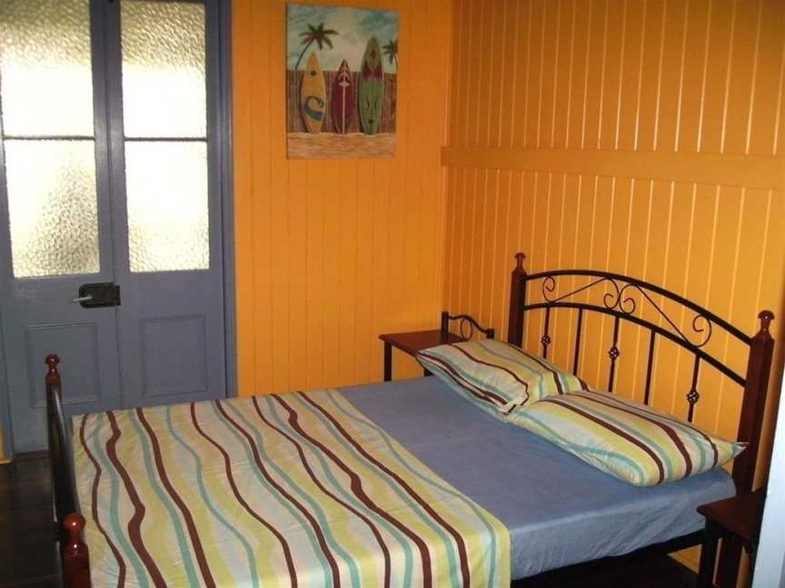 Mango tourist Hostel, Scarness, QLD