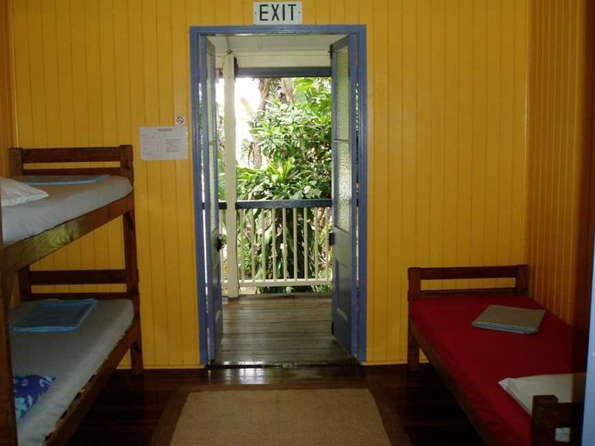 Mango tourist Hostel, Scarness, QLD