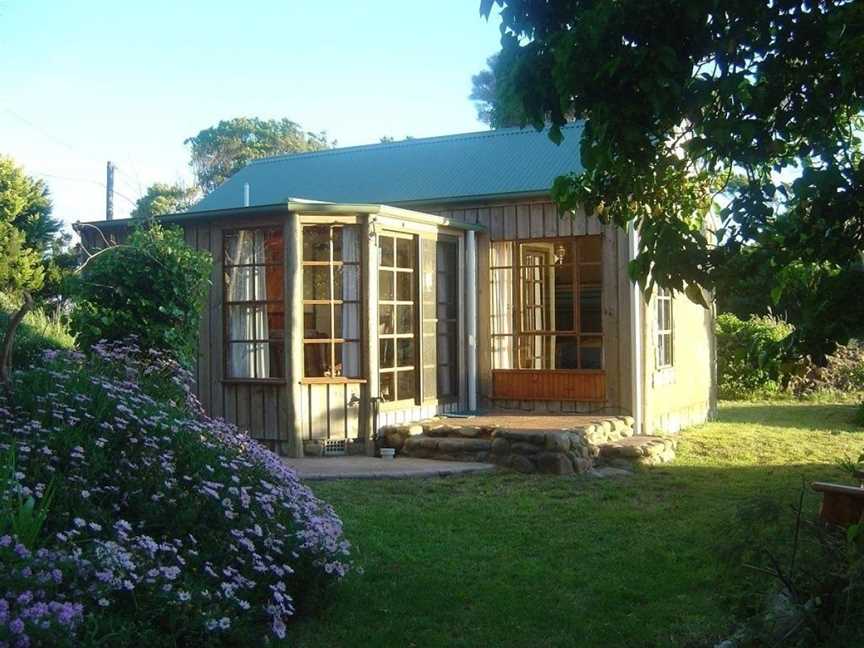 Stanley Lakeside Spa Cabins, Stanley, TAS