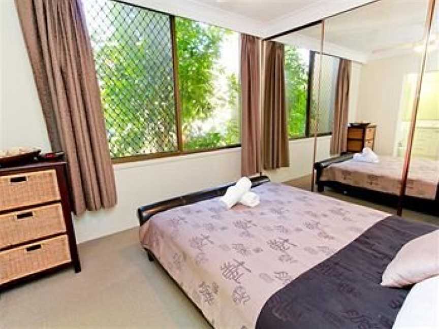 Aussie Resort, Accommodation in Burleigh Heads