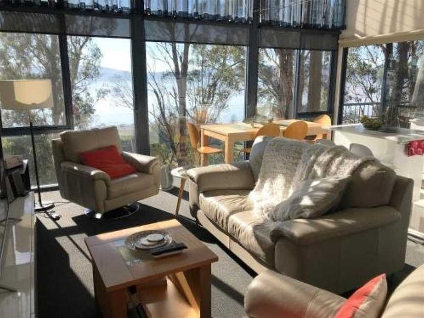 Tamar River Apartments, Grindelwald, TAS