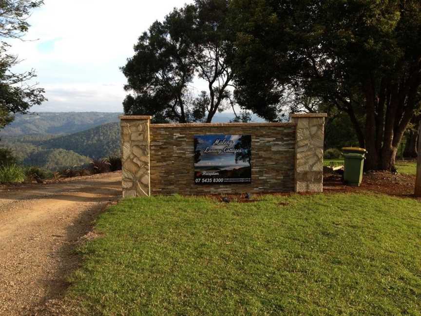 Maleny Luxury Cottages, Curramore, QLD