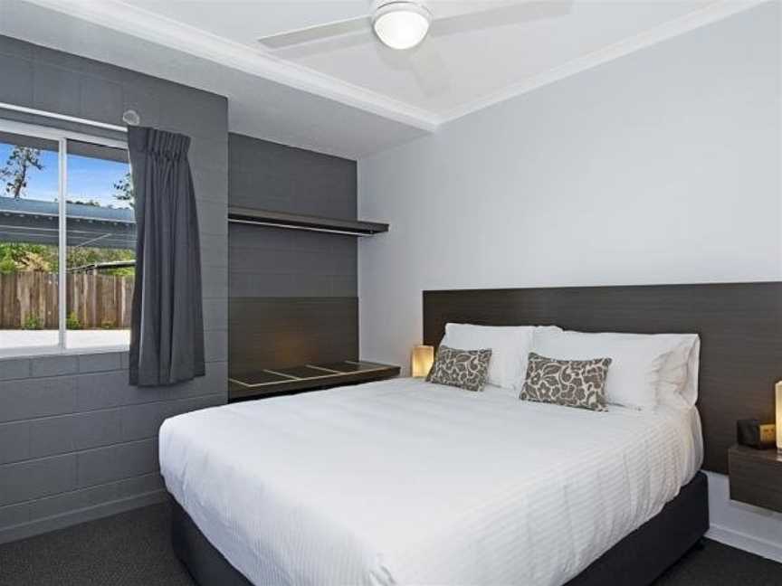 Cooroy Luxury Motel Apartments, Cooroy, QLD