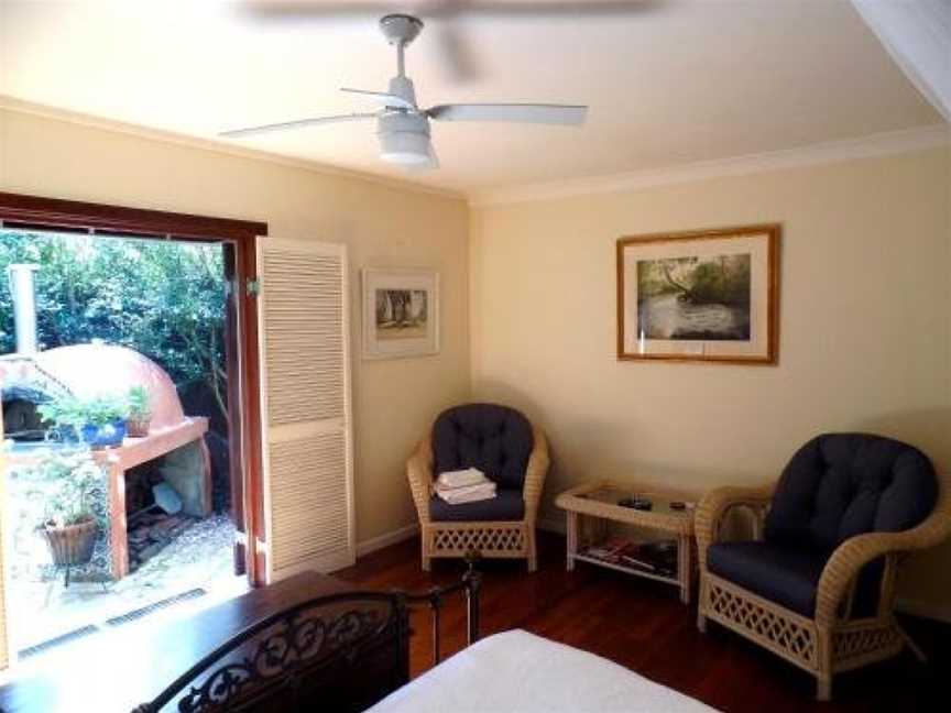 Hilltop B&B, Buderim, QLD