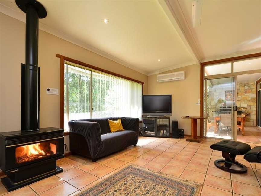 Bushland Cottages and Lodge, Yungaburra, QLD