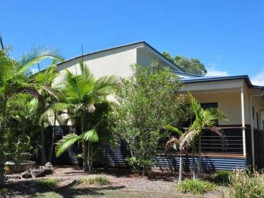 44 Cypress Avenue - Holiday home in a quiet location, close to patrolled beach and CBD, Rainbow Beach, QLD