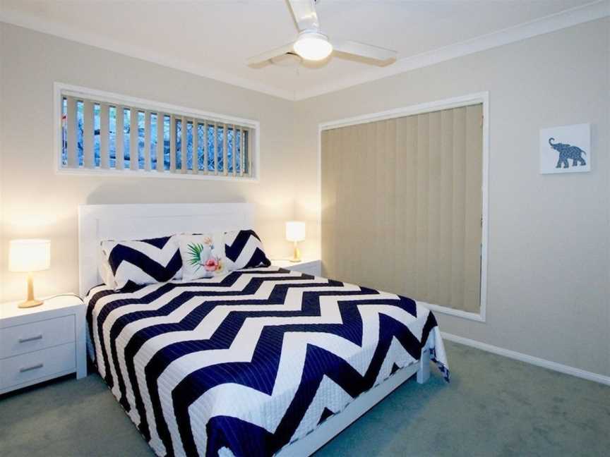 Anaheim Entertainer Deluxe, Accommodation in Upper Coomera