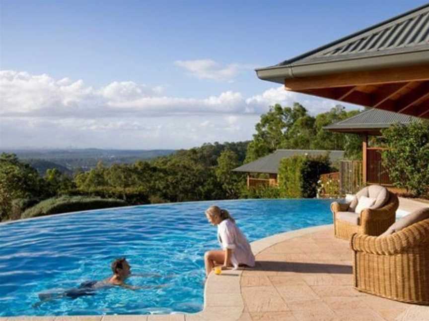 Ruffles Lodge & Spa, Willow Vale, QLD