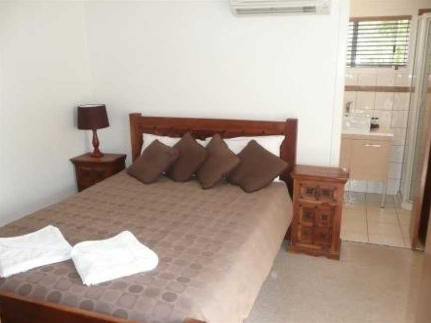 Beachside Holiday Units, Bowen, QLD