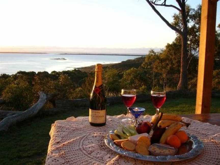 Island View Spa Cottage, Smithton, TAS