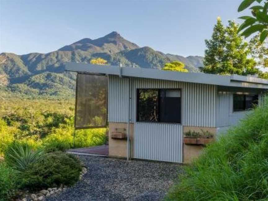 Wompoo Eco Retreat, Cow Bay, QLD