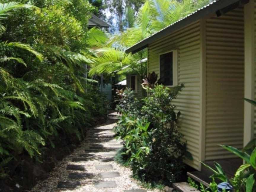 Lake Tinaroo Terraces, Accommodation in Tinaroo