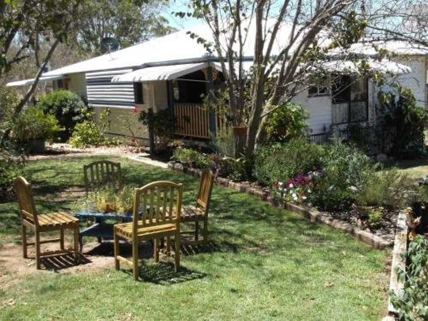 Staple House Bed and Breakfast, Woolooga, QLD