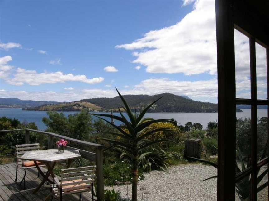 Bruny Island Accommodation Services, Simpsons Bay, TAS