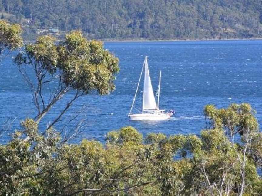 The Tree House, Alonnah, TAS