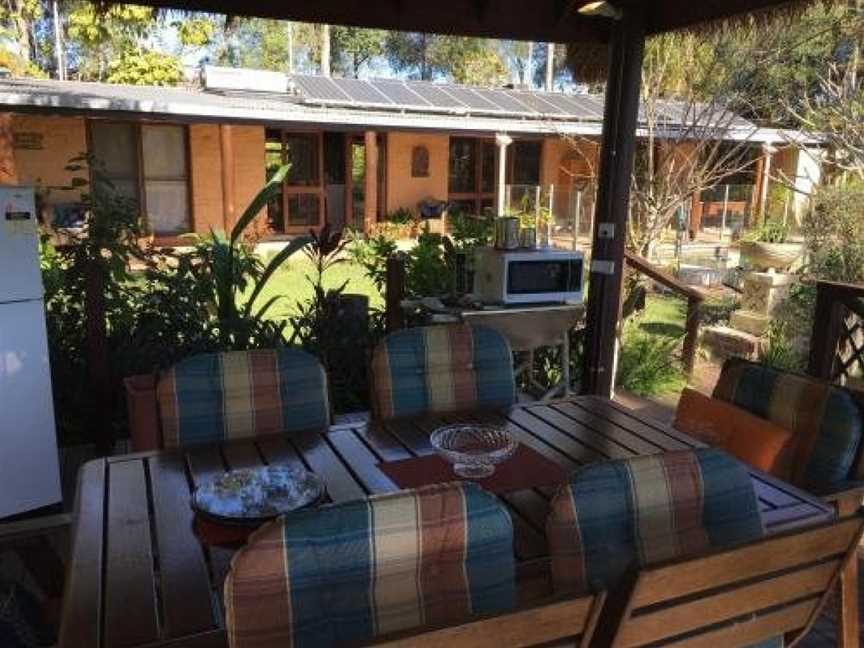 Hinterland Hideaway, Maudsland, QLD