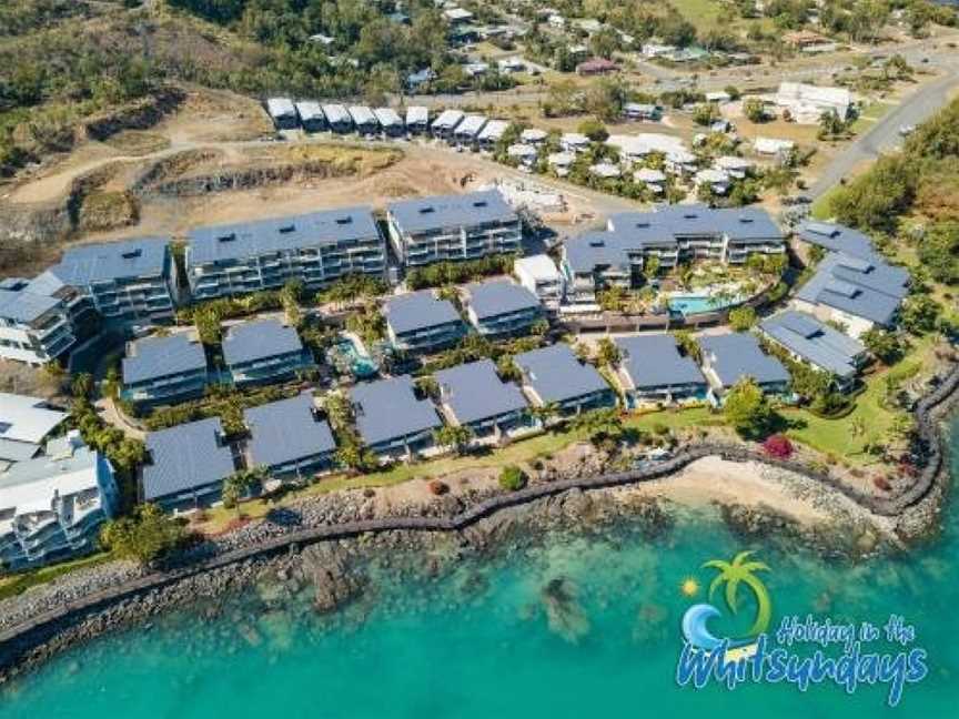 3 Bedroom Ultimate Luxury Waterfront, Cannonvale, QLD