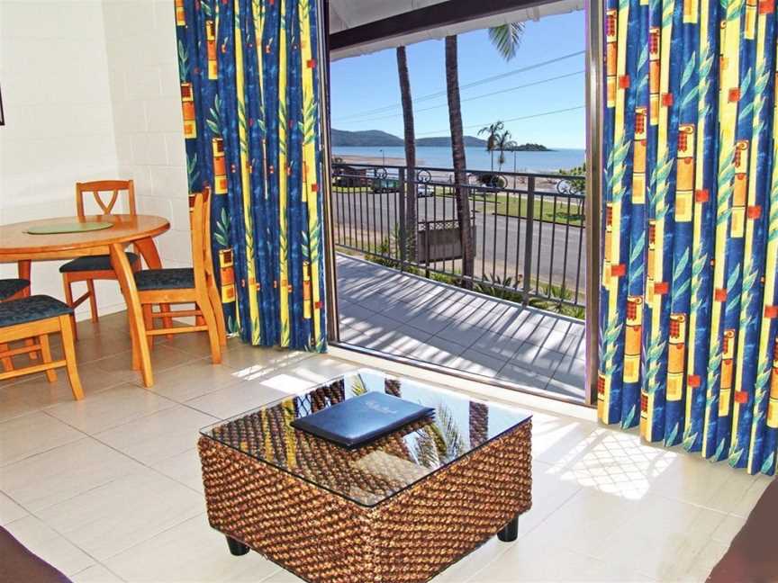 Whitsunday Waterfront Apartments, Cannonvale, QLD