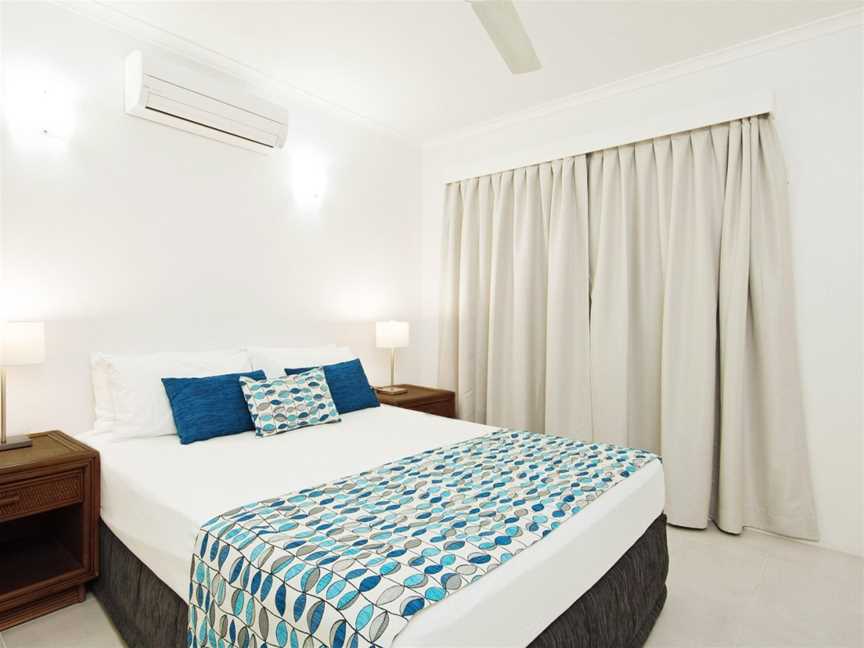 Marlin Waters Beachfront Apartments, Palm Cove, QLD