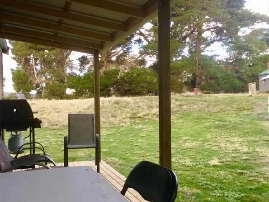 Shearers' Quarters Rathmore, Hollow Tree, TAS