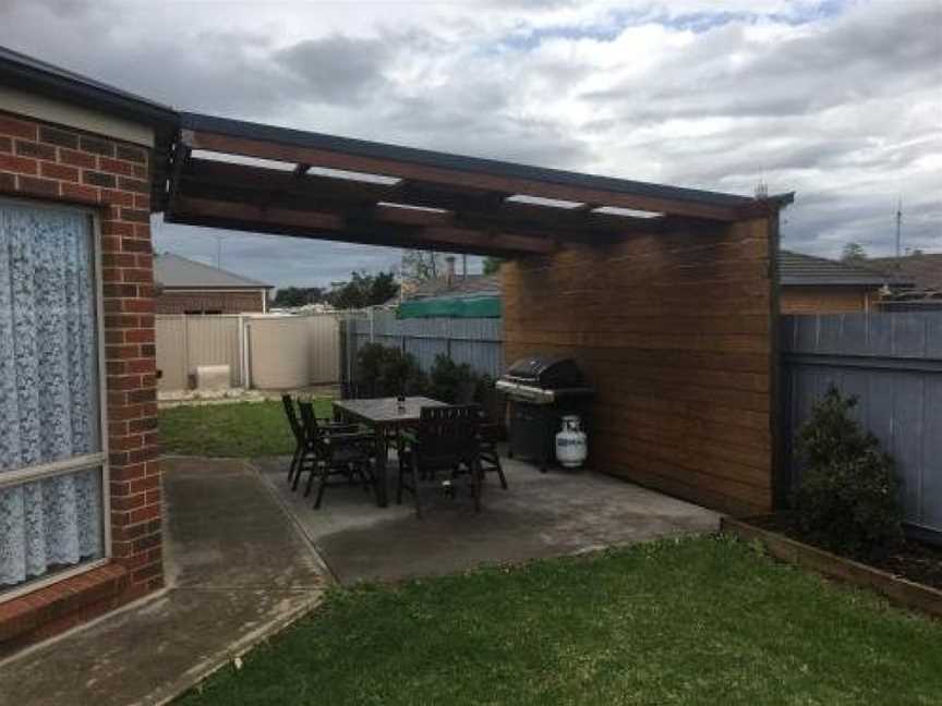 Numurkah Self Contained Apartments - The Saxton, Numurkah, VIC